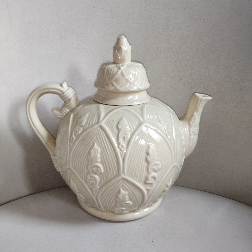 Teapot - Vintage Cream Sigma Taste Setter, Cottage, Farmhouse, Rustic Chic